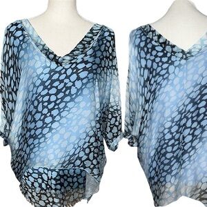GiGi Moda Diana Blue Silk Animal Print Kaftan Top Raw Edge Layer Tank Top Lining